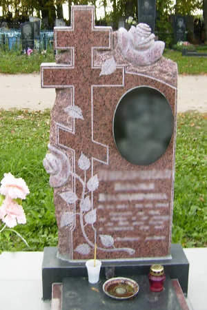 надгробие на могилу фото