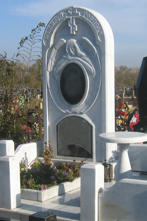 фото надгробий из мрамора