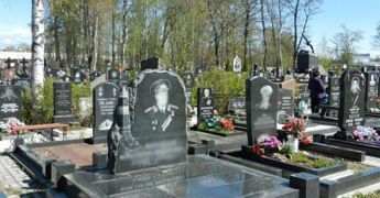 гранитные надгробные памятники
