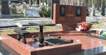 изготовление гранитных памятников